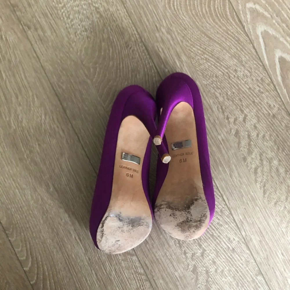 Badgley Mischka heels - Picture 3 of 3